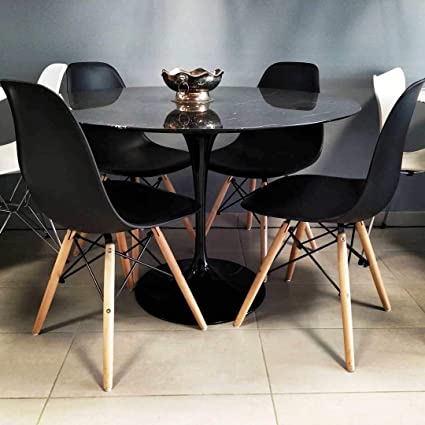 Tulip Eero Saarinen table and chairs set - Mvseum by Alivar - Outlet  Arredamento ✔️ Mobili Made In Italy a Prezzi Imbattibili