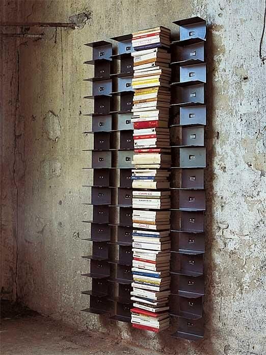 Libreria Ptolomeo Wall